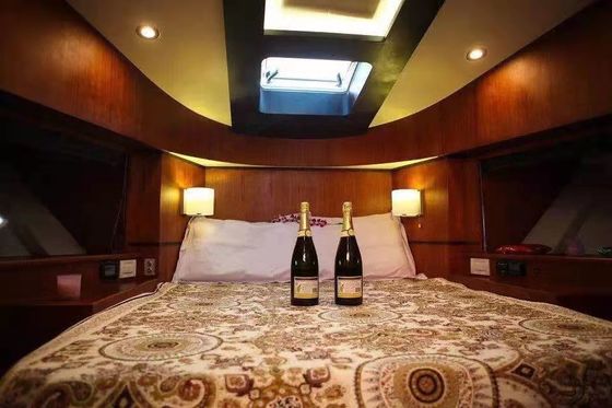 17.2m Yachts Luxury Fiberglass Alloy Fishing Boat Big Luxury Yacht Prices