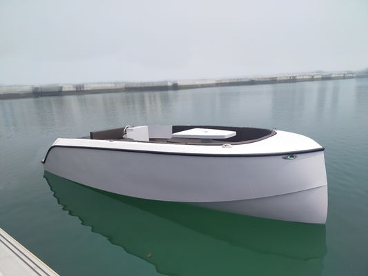 Professional Chinese Boat Manufacturer Manufactured 6.5m Aluminum Alloy Boat with Outboard Engine